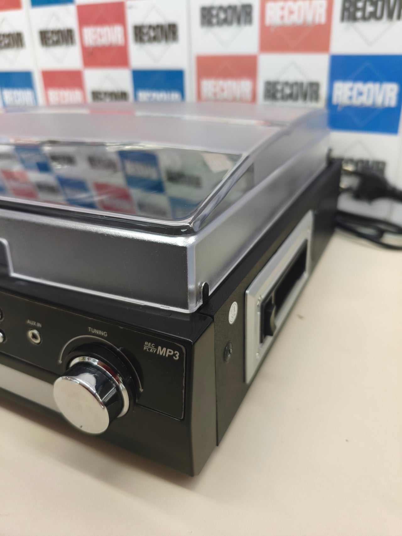 Tocadiscos Bluetooth DIGITNOW! con altavoces estéreo