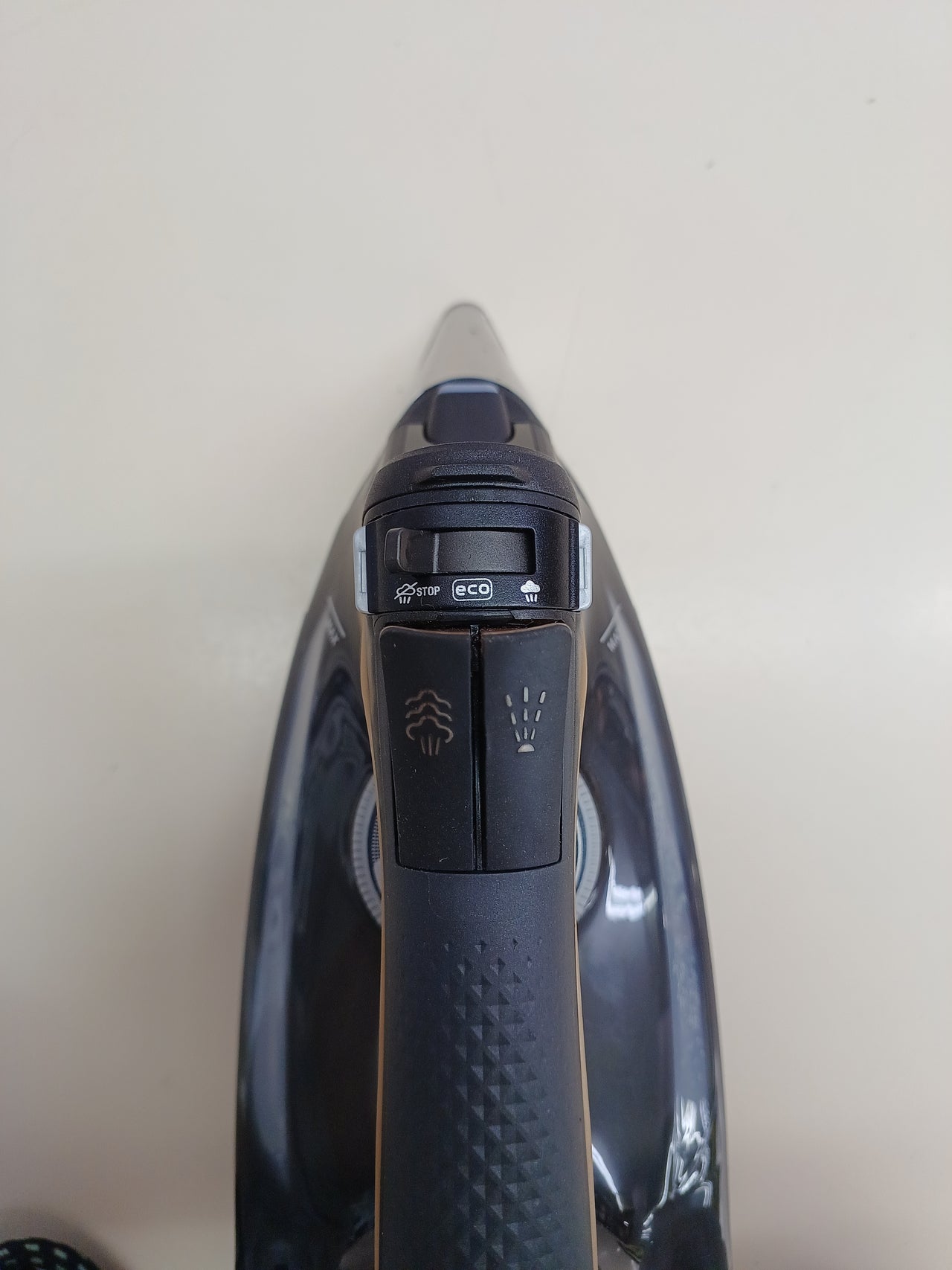 Plancha Vertical Rowenta Focus Excel 2700W