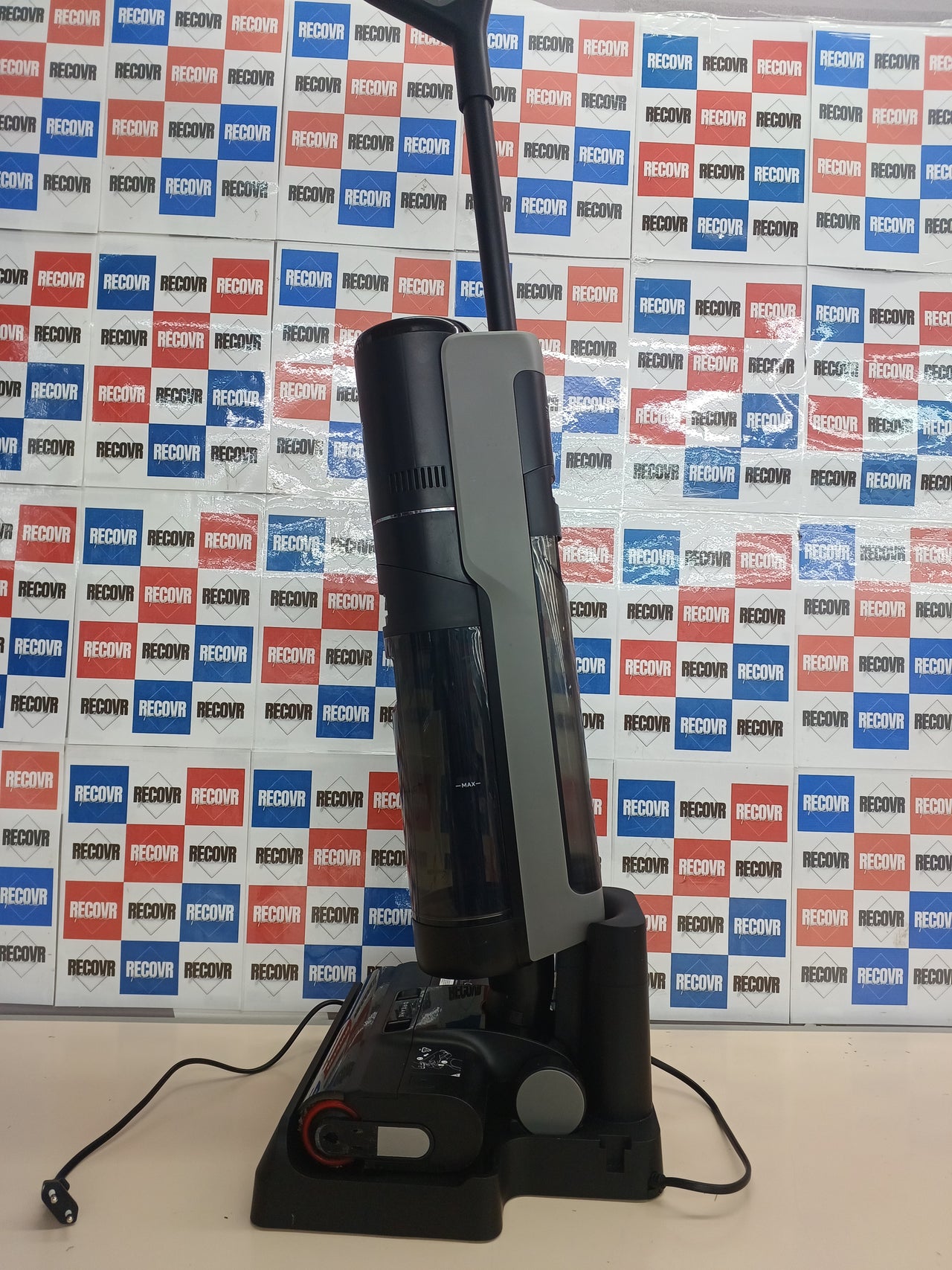 Aspirador húmedo/seco 18kPa 50min 180° - Dreame