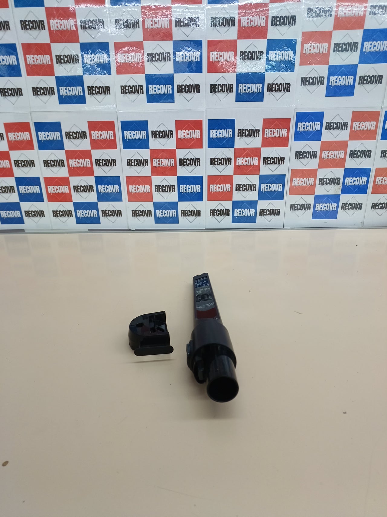 Aspiradora Escoba sin Cable Ligera HOOVER HF2