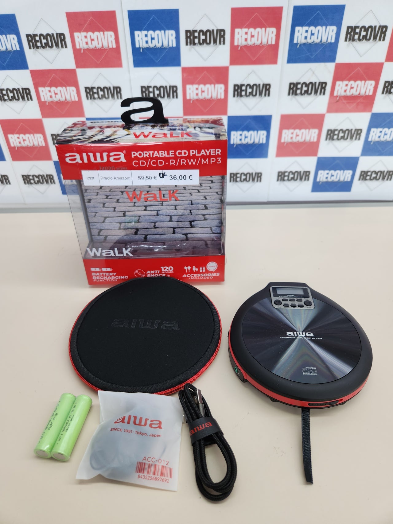 Reproductor CD/MP3 Aiwa Walk rojo portátil