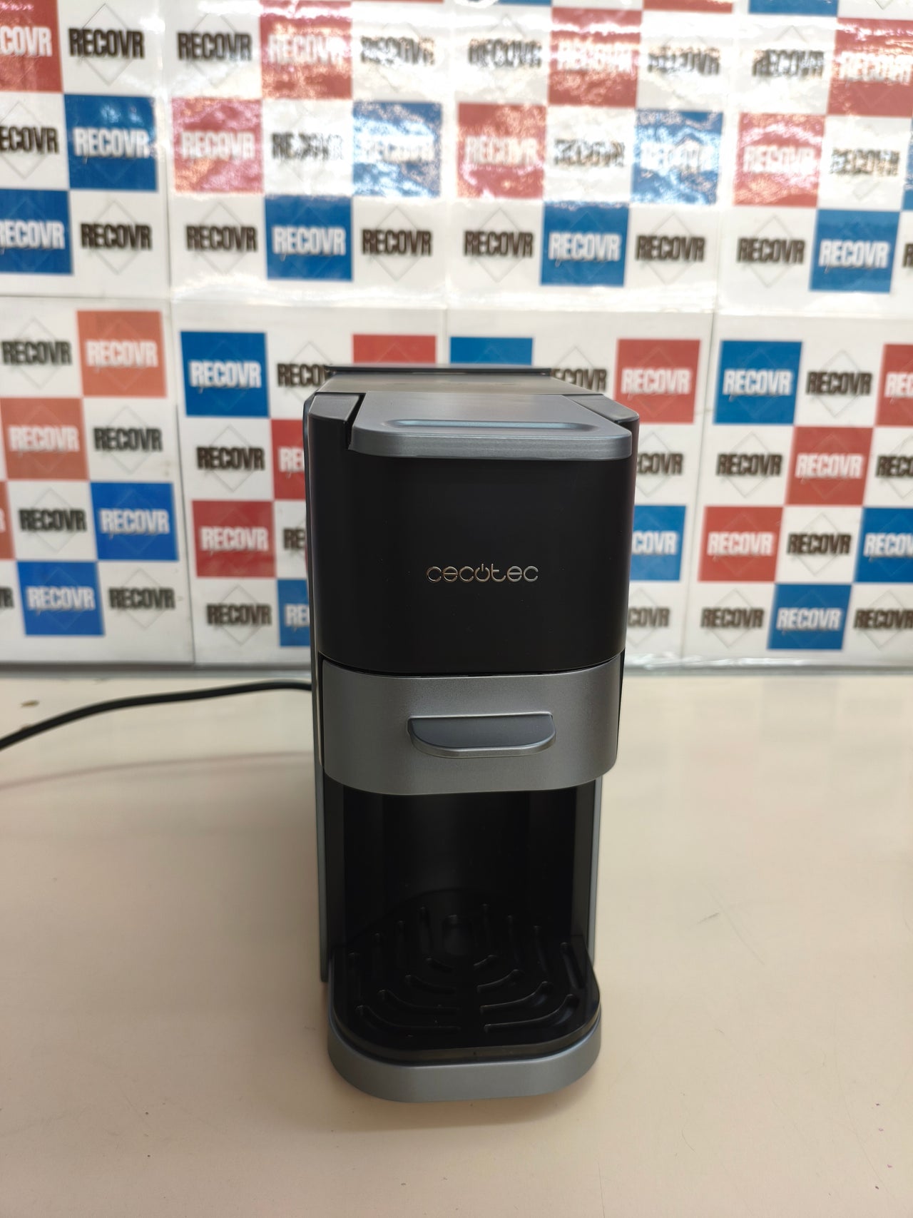 Cecotec FreeStyle Compact Dark Roast, cafetera 4 en 1, 20 bar, 1350W