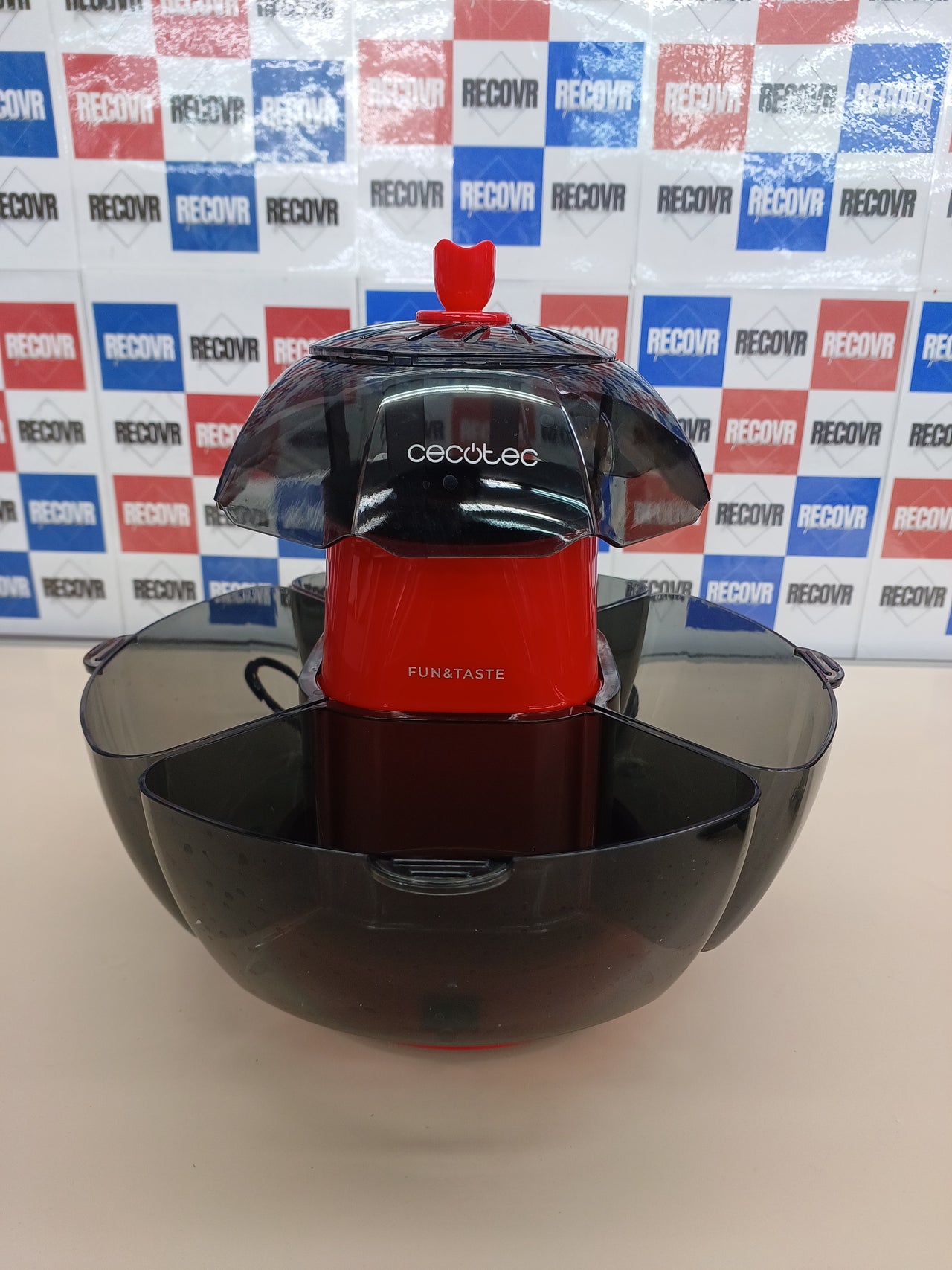 Palomitera 1200 W, 4,5 L ,2 Mins, Incluye 4 Recipientes Extraíbles,Fun&Taste P'Corn Lotus, Máquina Palomitas Eléctrica, Rojo Cecotec
