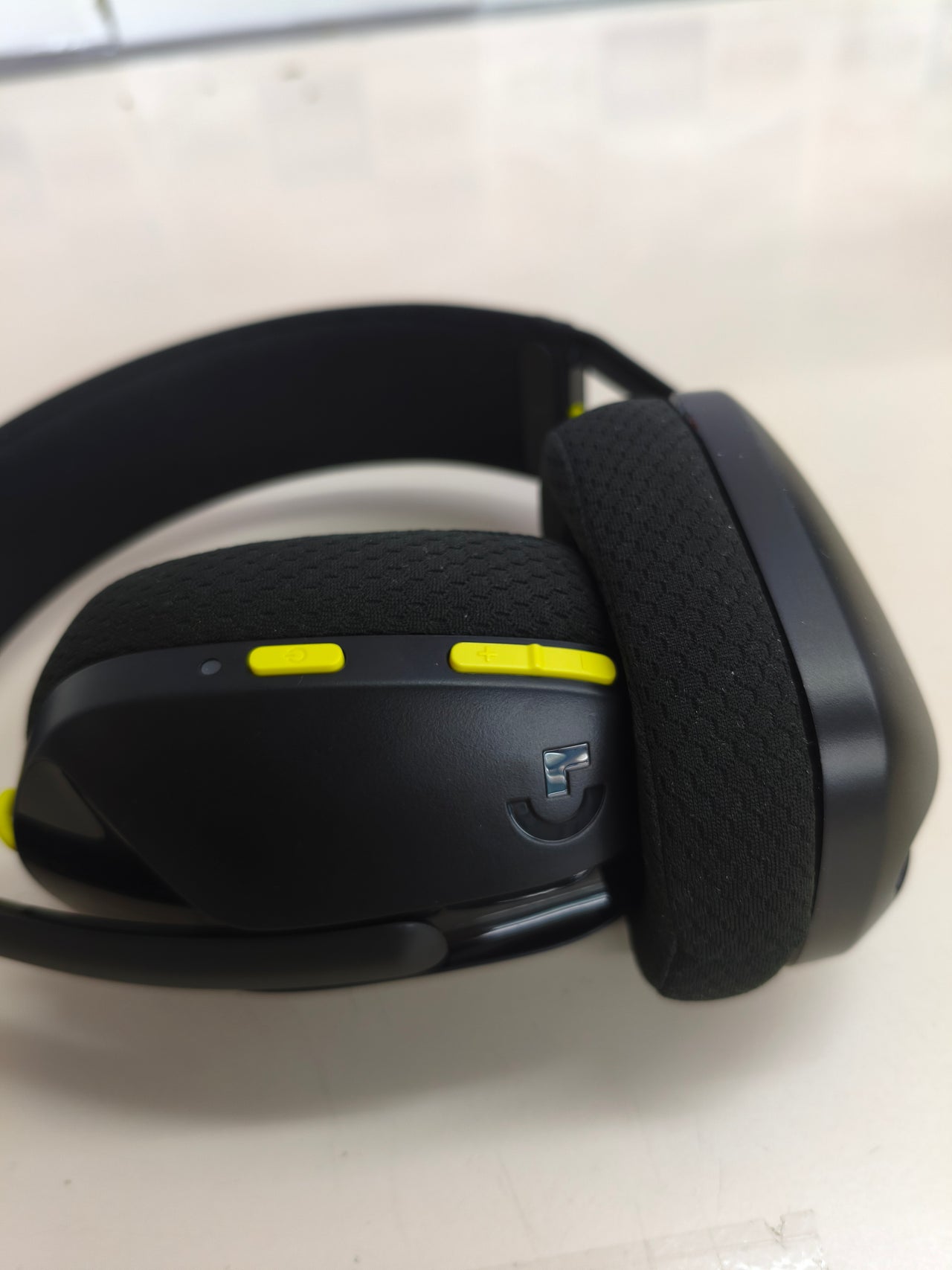Auriculares Logitech G435 LIGHTSPEED para gaming