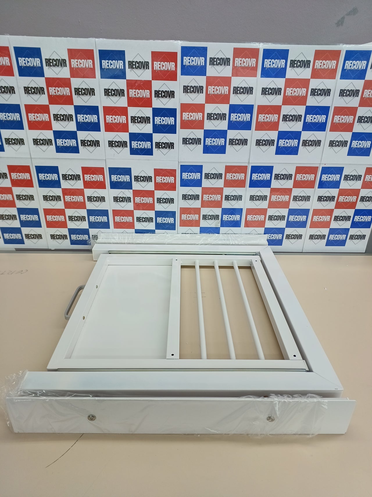 Nisorpa Marco de conexión para lavadora y secadora, universal, 60 x 55 cm, marco intermedio con placa extraíble de chapa de acero, conexión con tendedero, incluye correa de amarre