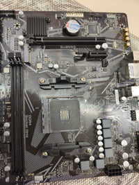 Placa base GIGABYTE A520M K V2 para AMD Ryzen AM4 DDR4
