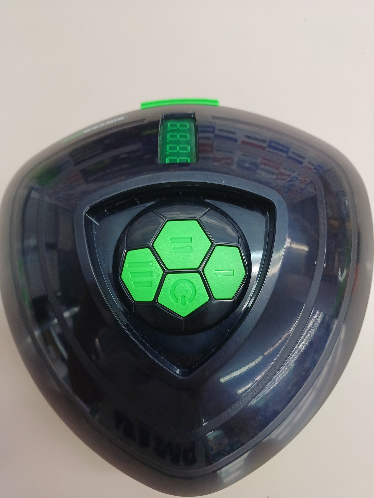 Smart Ball Soccer Bot, defensor interactivo indoor.