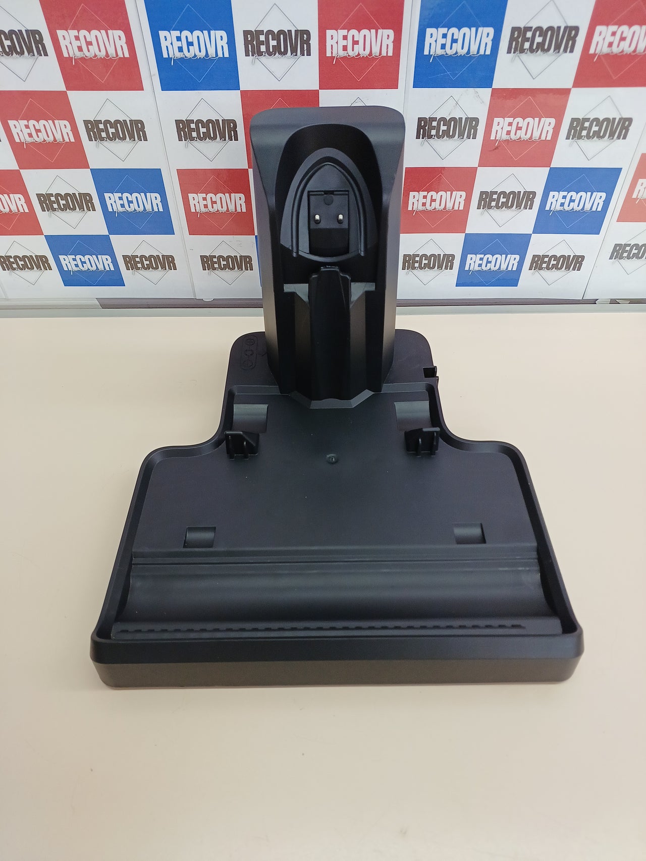 Aspirador en Seco/Húmedo Eureka RapidWash NEW430