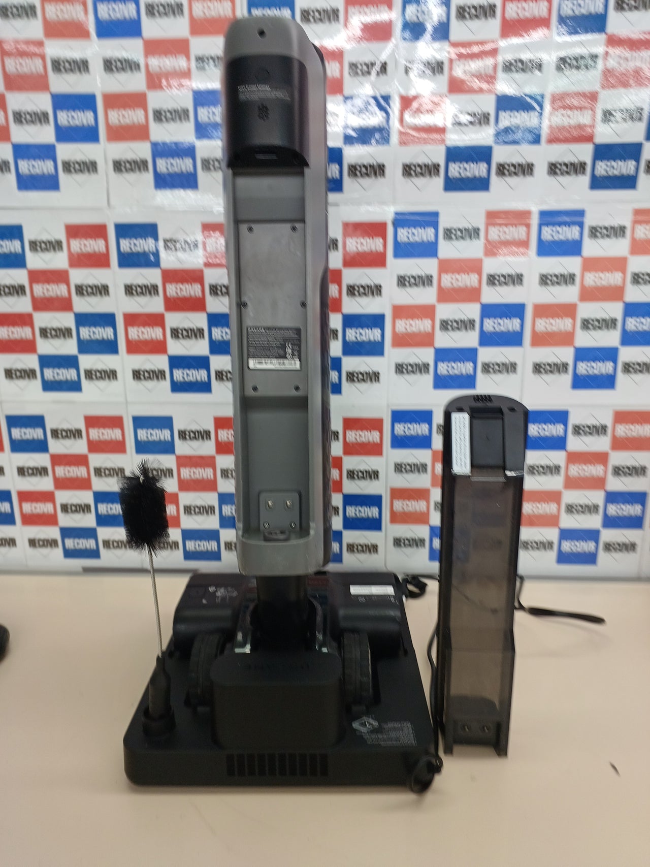 Aspiradora fregona 16 KPa autolimpieza 60 °C Dreame