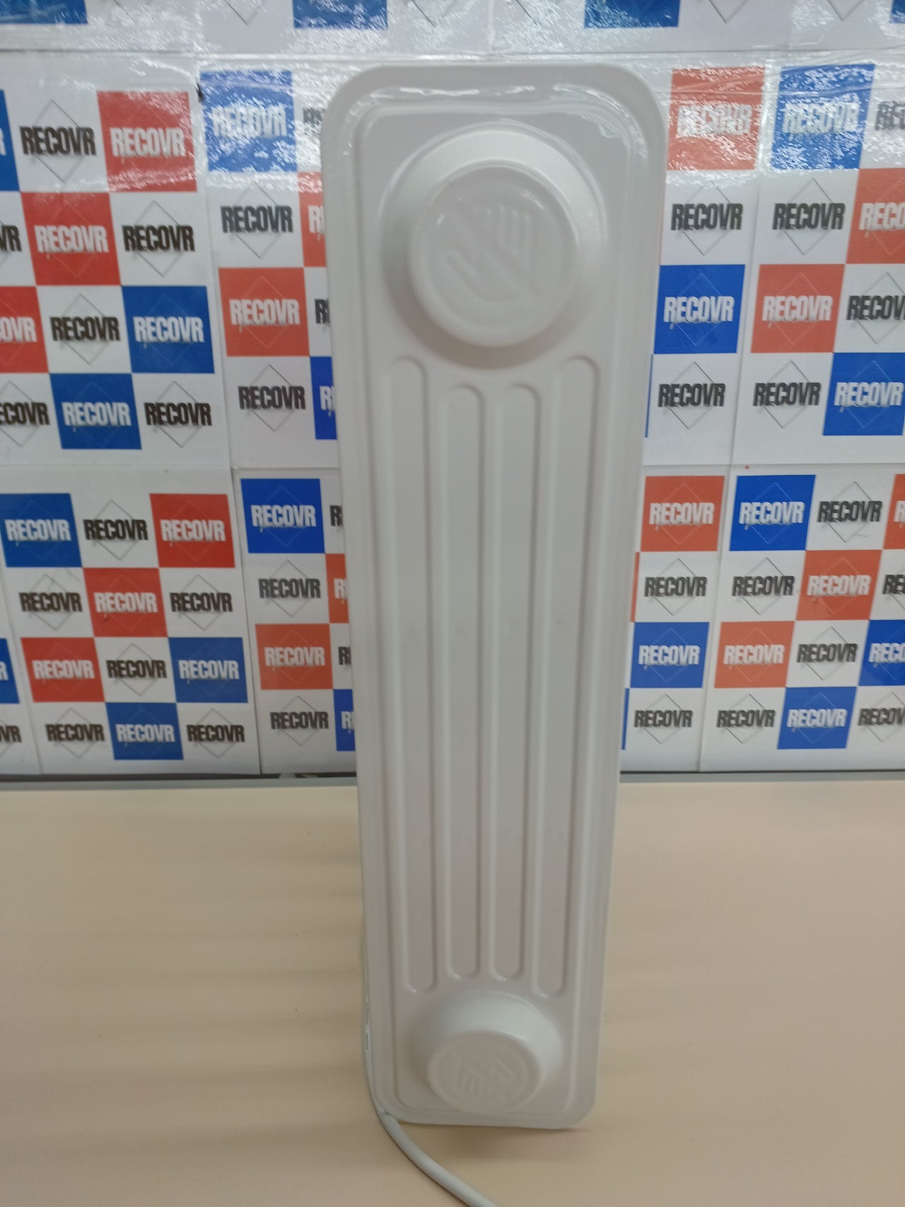 Radiador aceite 1500W 7 módulos bajo consumo - Cecotec