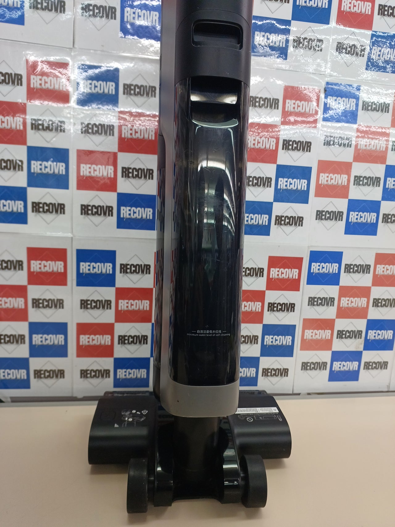 Aspirador fregona sin cable 35 min autolimpieza Dream.