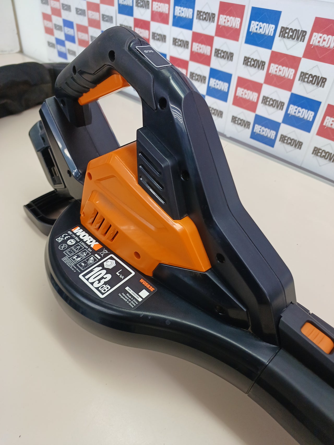 Aspirador de hojas 40V 2en1 35 L ligero – Worx