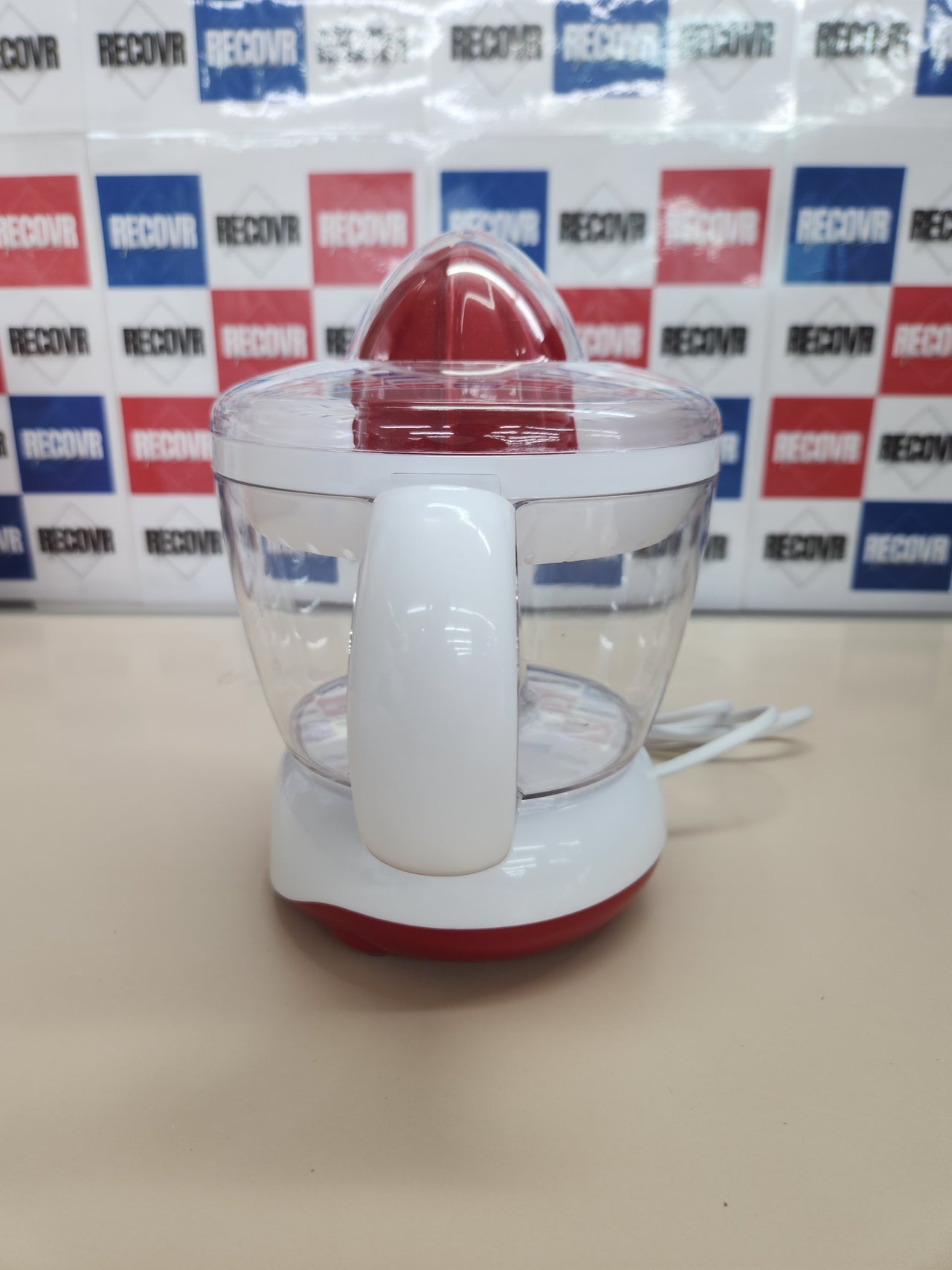 Exprimidor de cítricos, 25W, capacidad 700cc, Doble copa para exprimir, Regilla filtrante, Blanco/Rojo Girmi SR0201