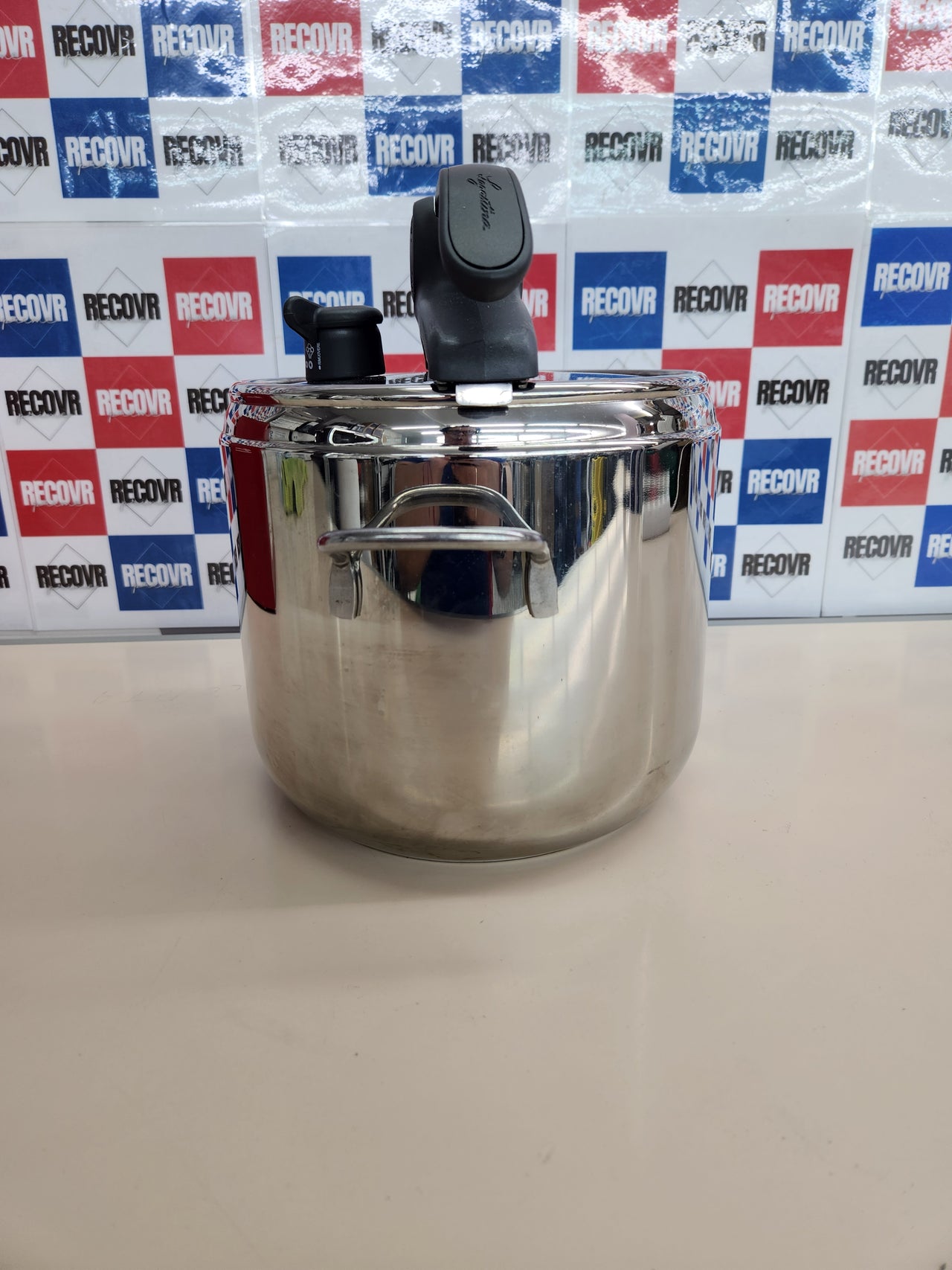 Olla a Presión 7 L en Acero inoxidable Lagostina