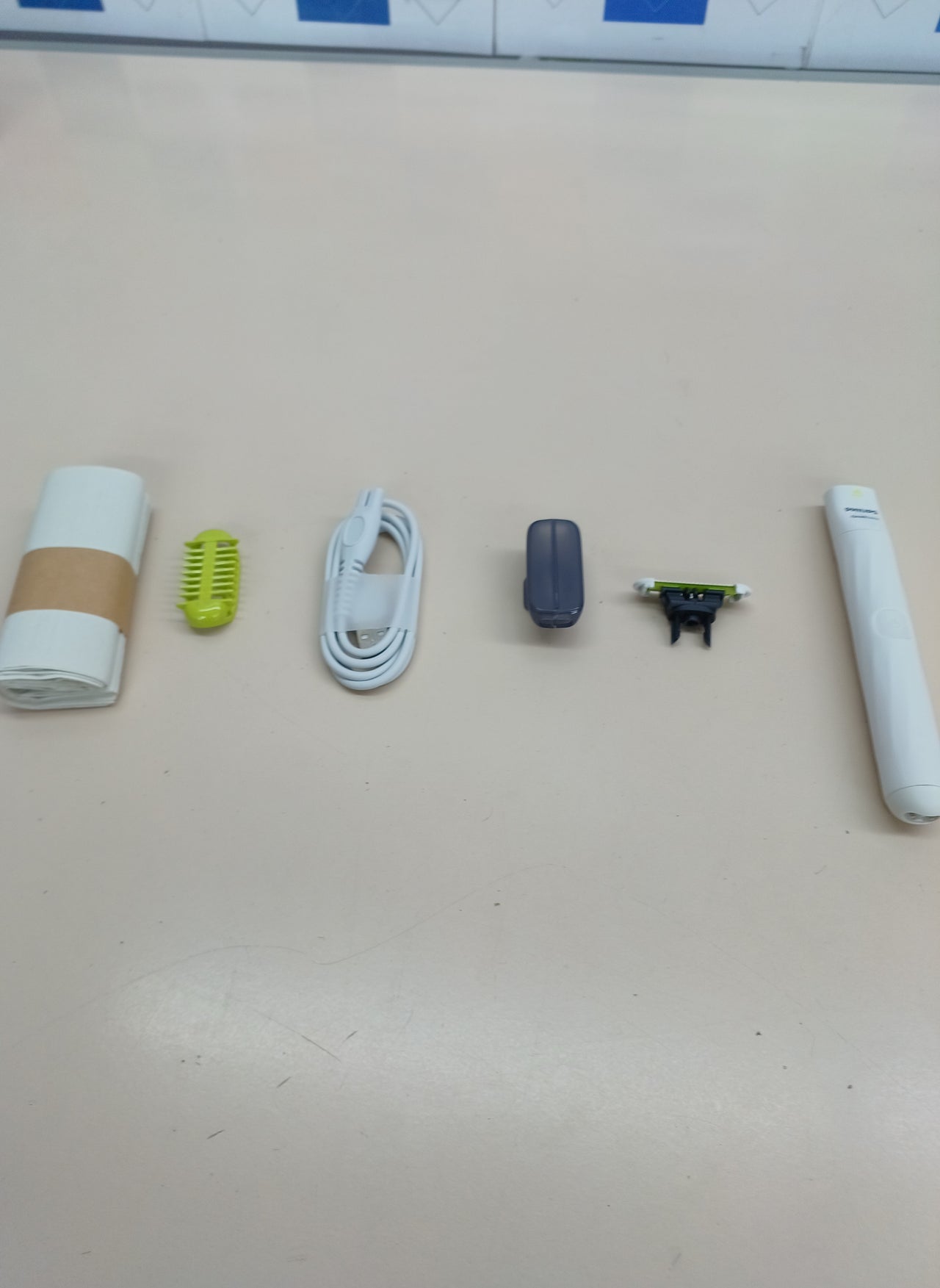 Afeitadora Philips OneBlade 360 Facial y Corporal