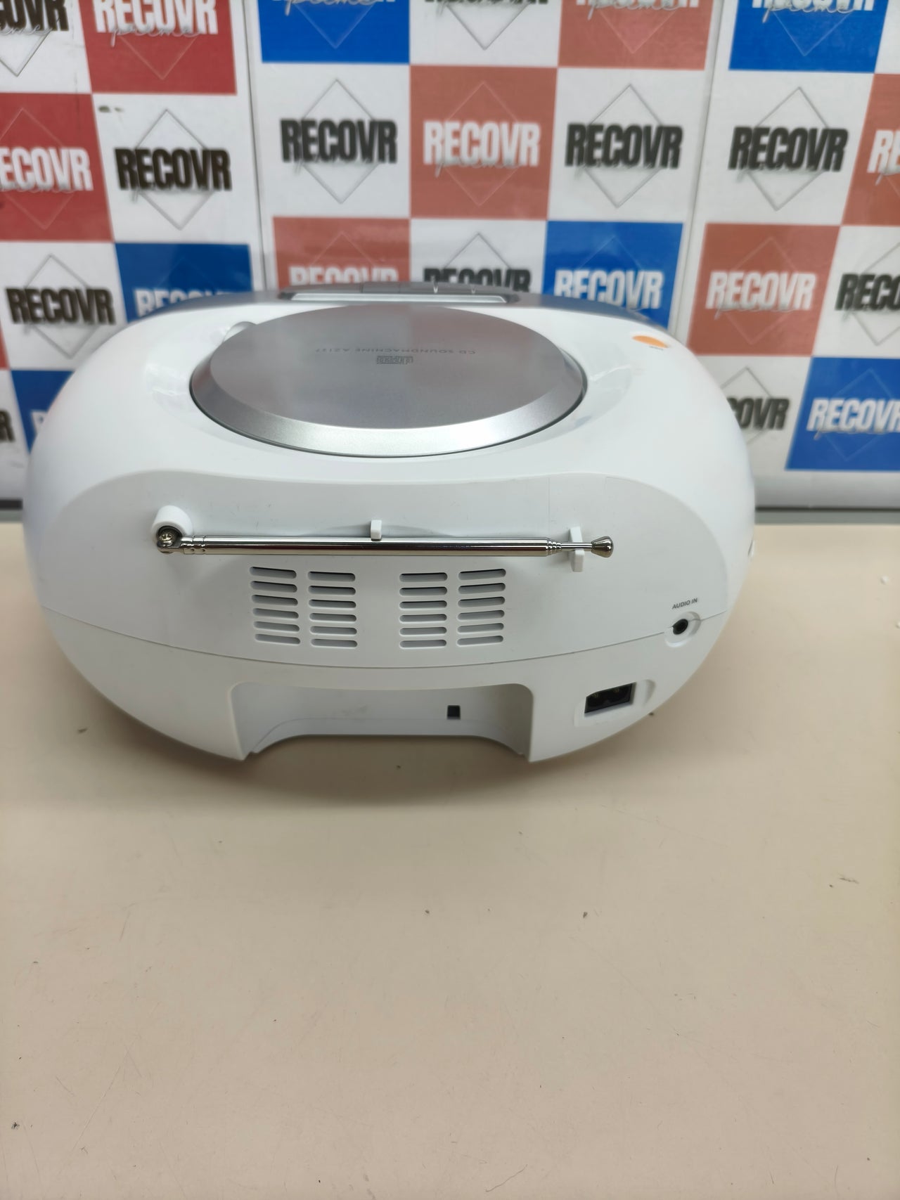 Radio CD portátil Philips AZ127/12 con casete