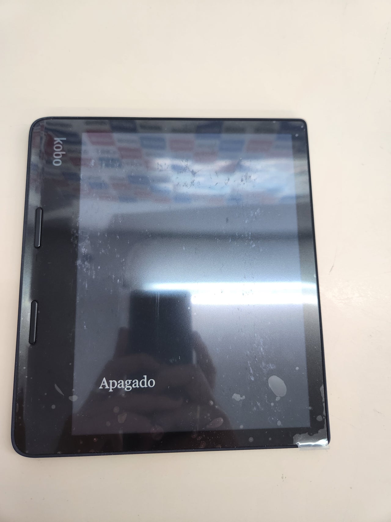 eBooks 32GB Rakuten Kobo Sage, eReader,  y AudioBooks, Pantalla 8"