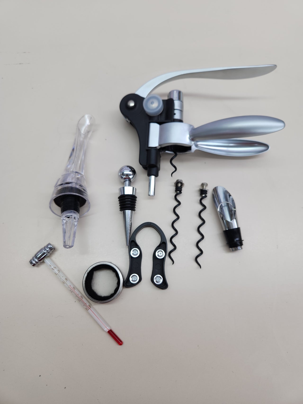 Juego de abrebotellas de vino, sacacorchos con brazo de palanca, sacacorchos de conejo con abrebotellas, cortador de aluminio, aireador, tapón de vino, termómetros, anillos de goteo,