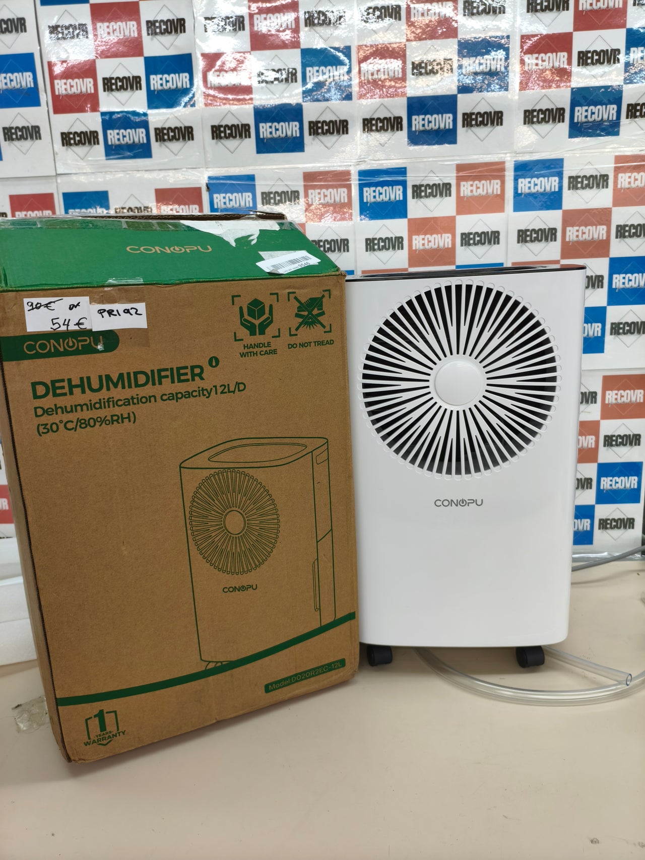 Deshumidificador CONOPU de 12 L/día