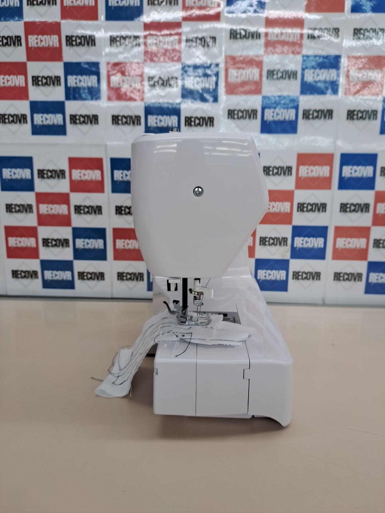 Máquina coser 200 puntadas portátil – Uten