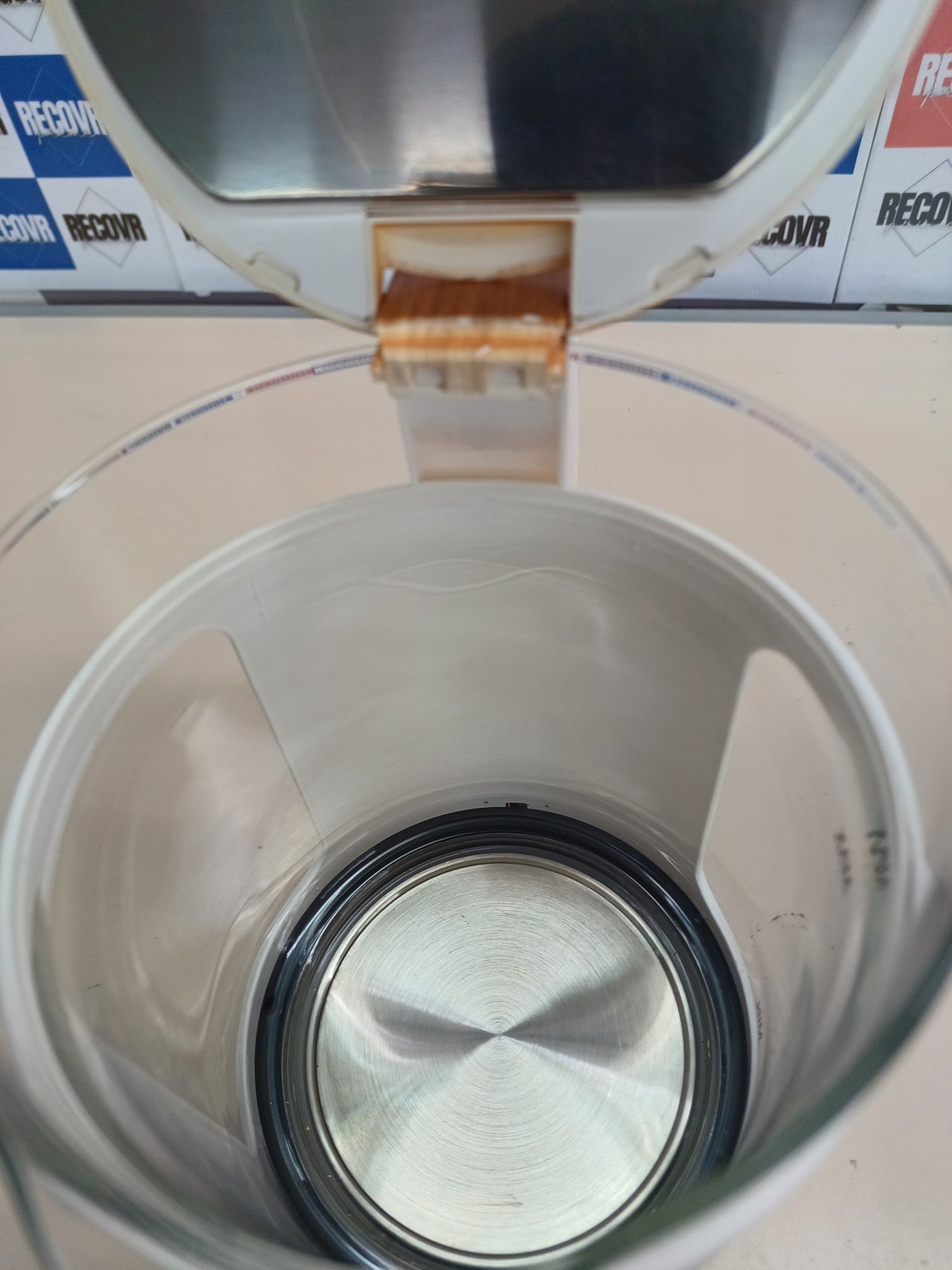 Hervidor 1,8 L cristal con base 360° JOCCA