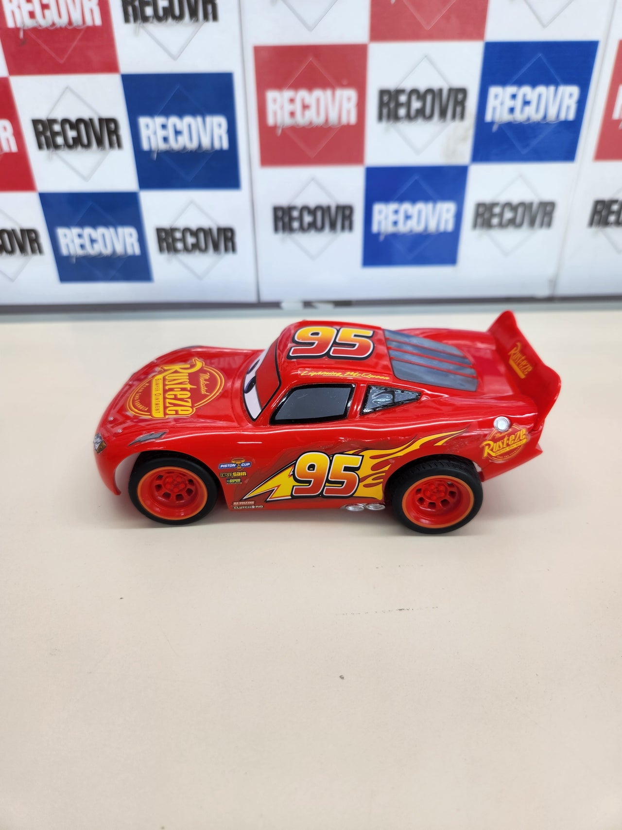 Coche Teledirigido Rayo Mc Queen Turbo