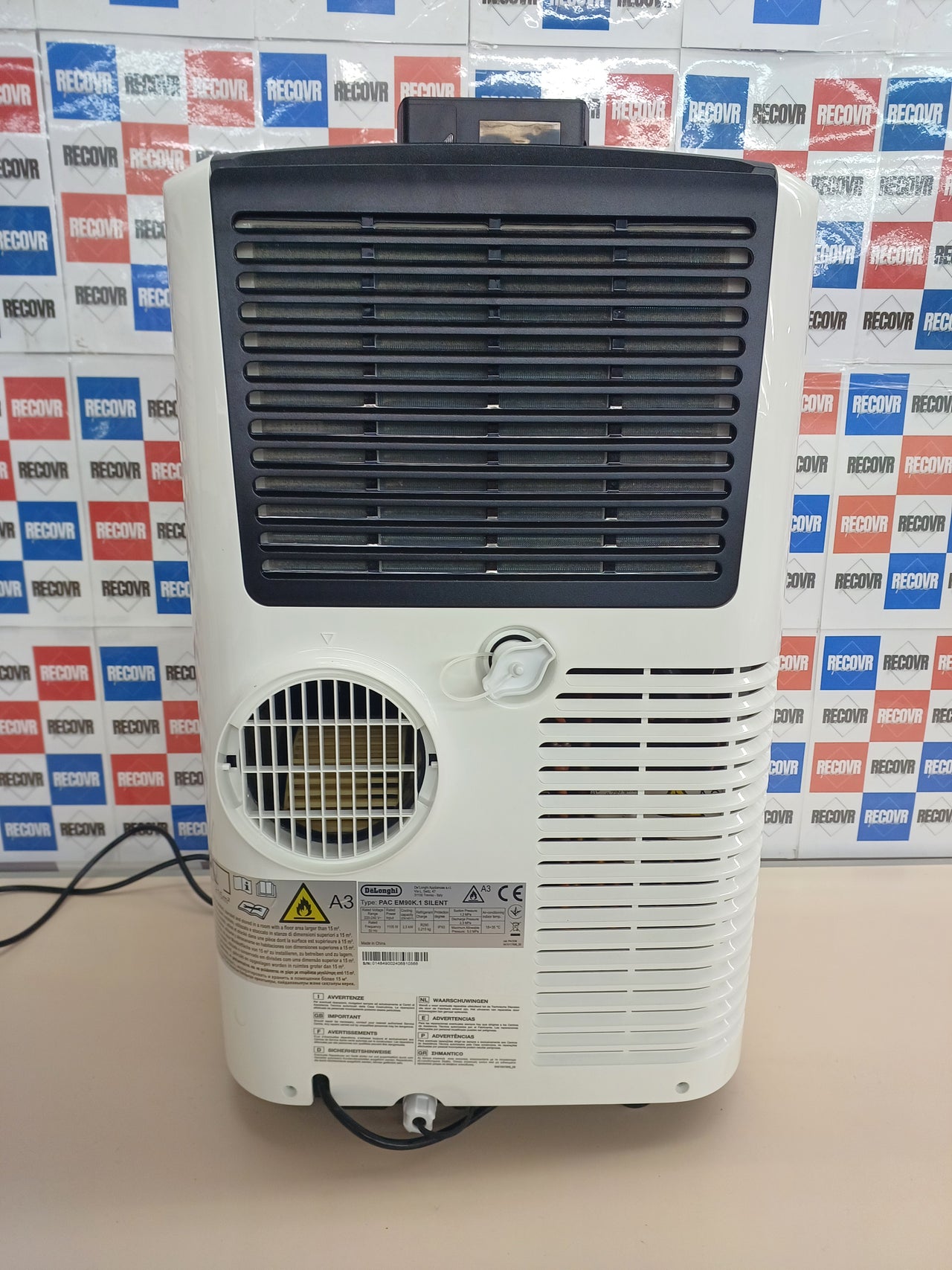 Aire acondicionado portátil 9800 BTU Pinguino De'Longhi