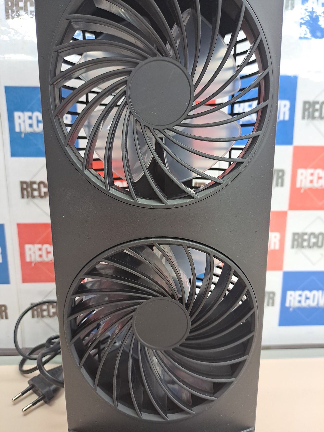 Ventilador torre 33cm oscilante 3vel 3 temporizador