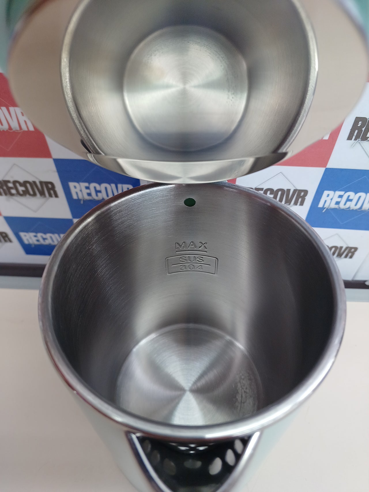 Hervidor eléctrico 0,8 L 1000 W acero verde rápido - Genérico