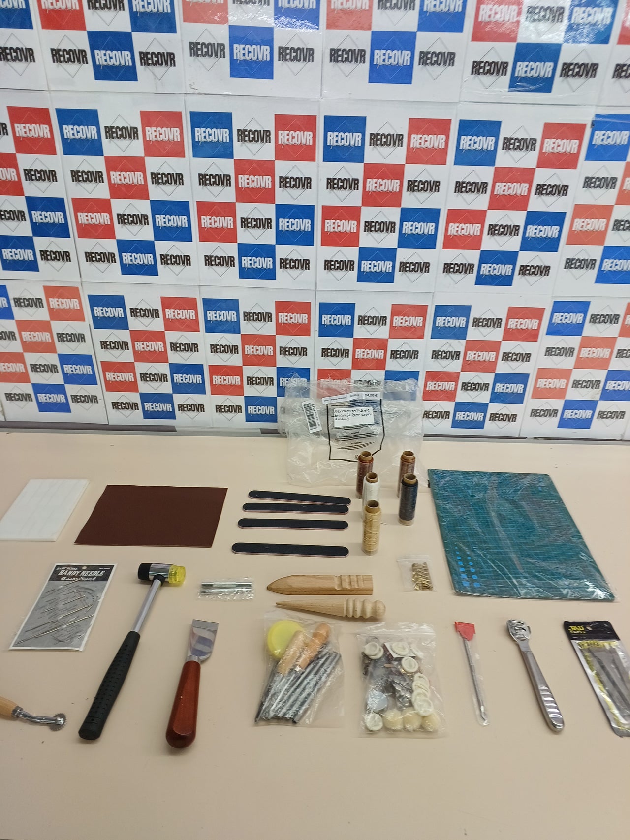 Kit 58 herramientas cuero para artesanía – FEPITO