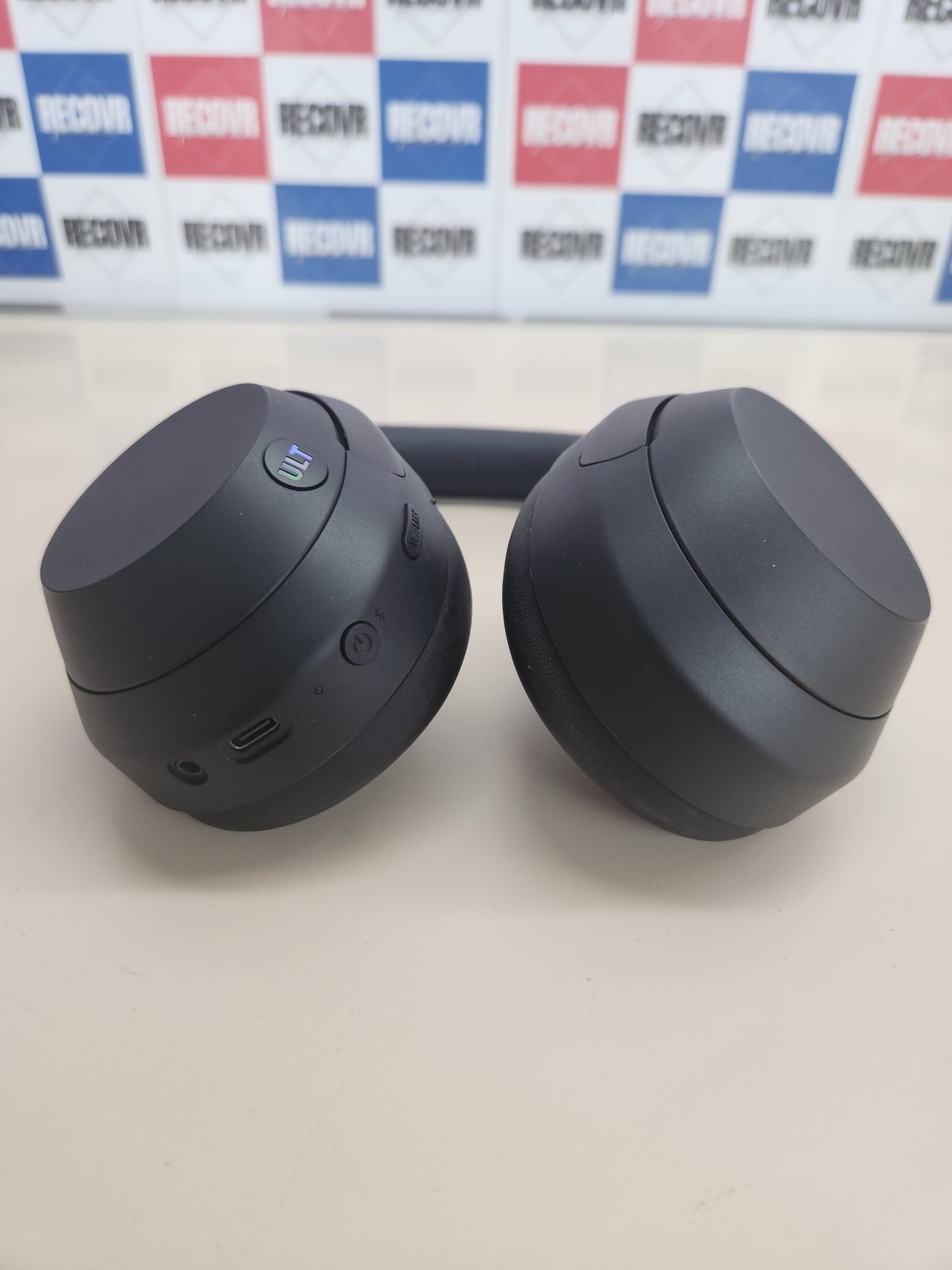 Auriculares Sony ULT Wear con Noise Cancelling