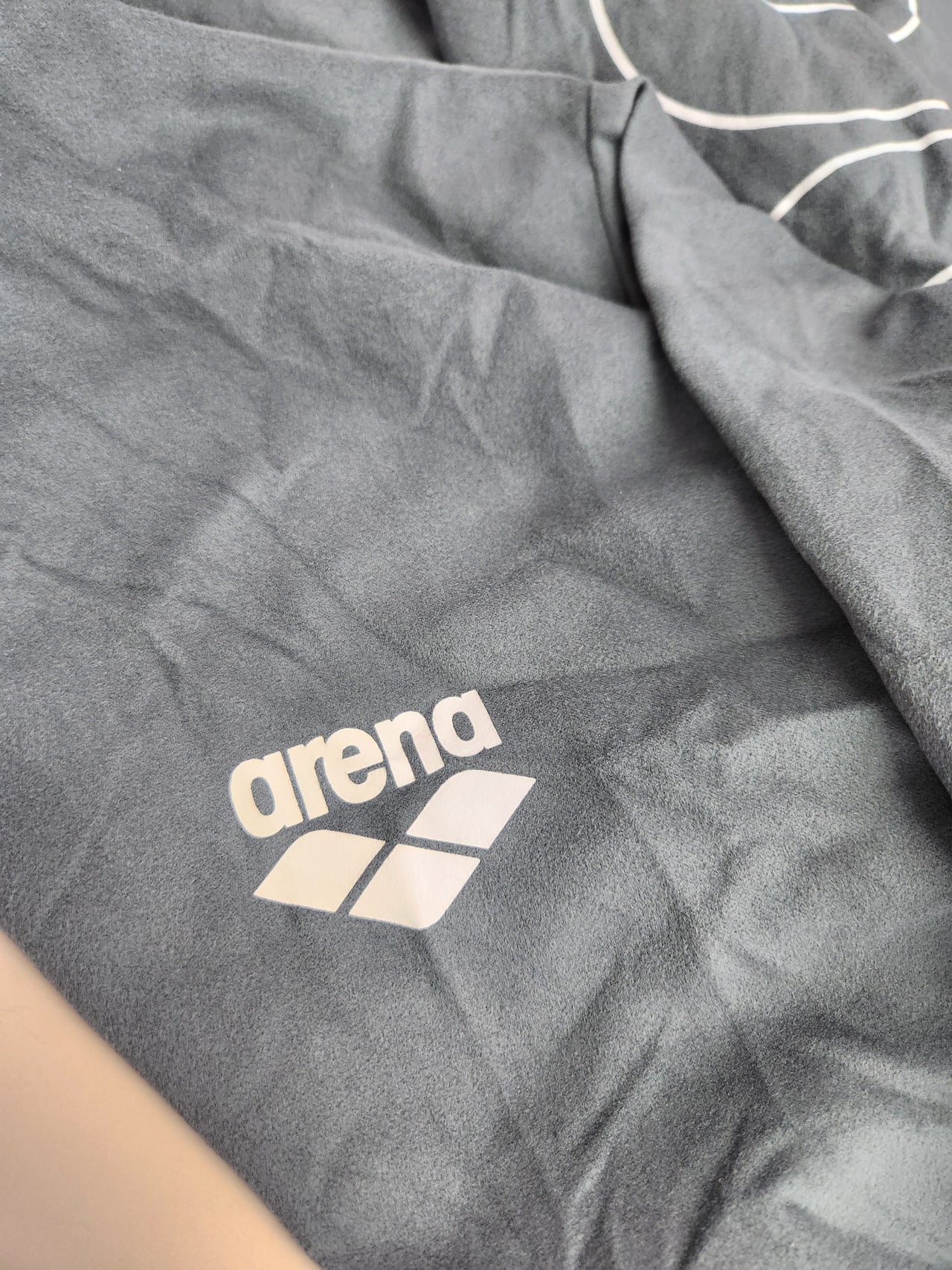 Albornoz talla L de Microfibra Unisex Arena