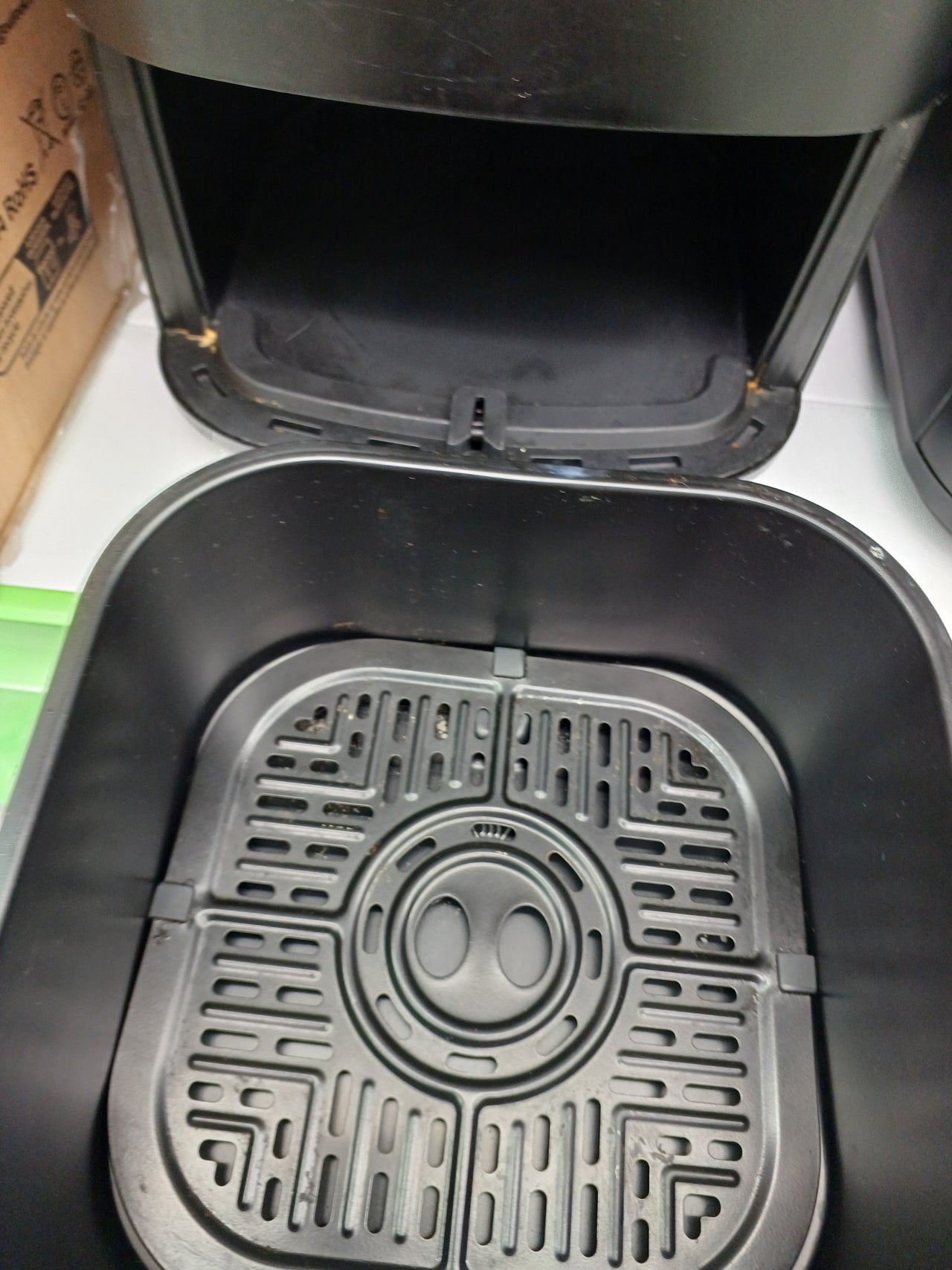 Cecotec Freidora de Aire sin Aceite de 5'5L Cecofry Fantastik 5500. 1500W, Tecnología PerfectCook, 9 Modos, Táctil, Regulable 80-200ºC, Temporizador hasta 60 min, Protección Sobrecalentamiento