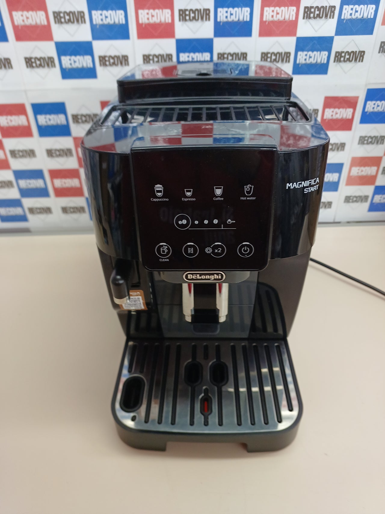 Cafetera superautomática con LatteCrema 4 bebidas one-touch - De'Longhi