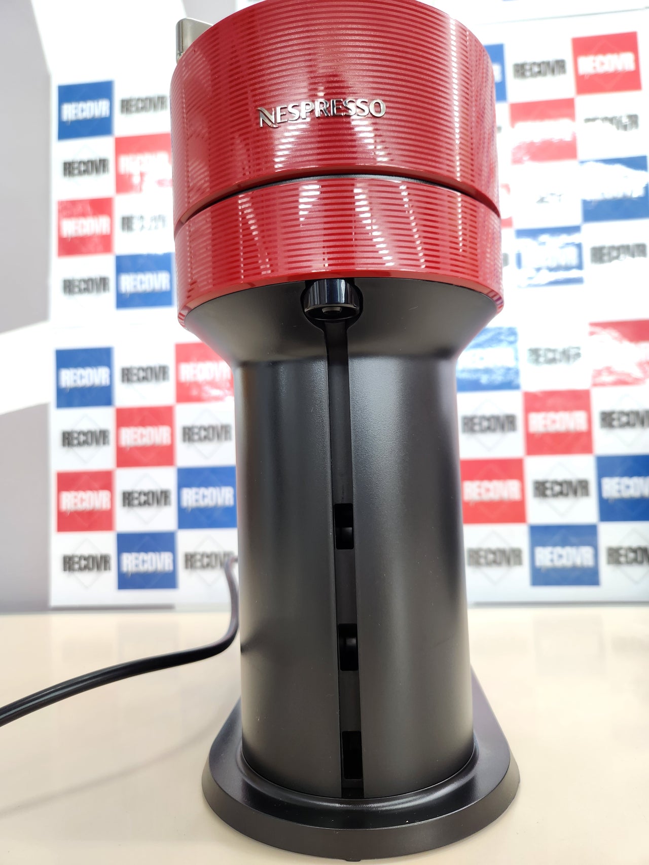 Cafetera 1500W. 1.1L,  cápsulas ,café Krups Nespresso VERTUO Next