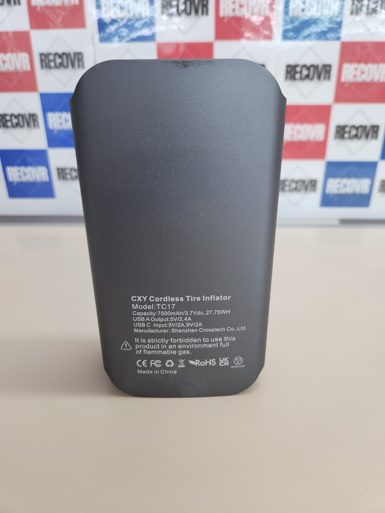 Compresor aire 12 V  7500 mAh digital CXY