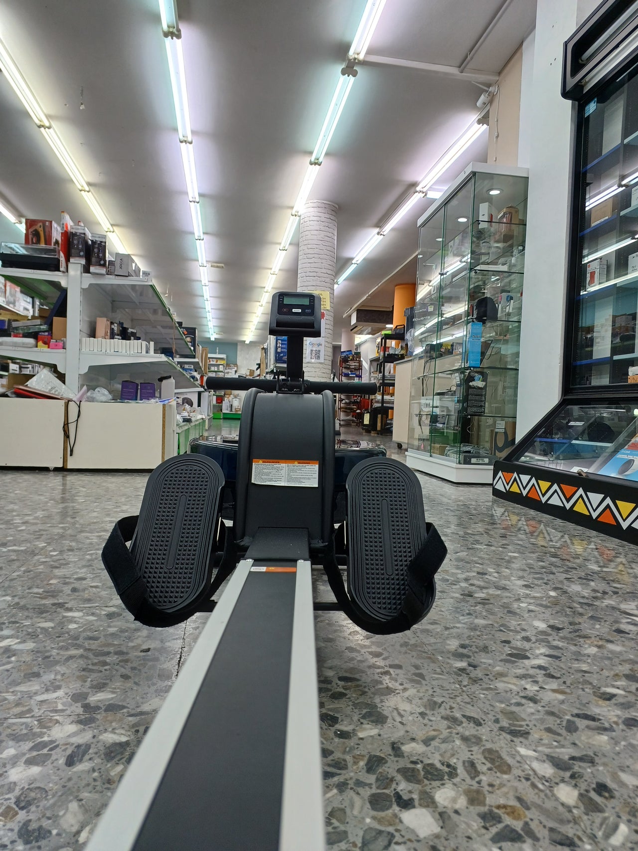 MERACH Remo de agua para el hogar, máquina de remo con resistencia al agua de 15 litros, capacidad de carga de 150 kg, conectividad Bluetooth y aplicación, soporte para iPad, asiento ergonómico