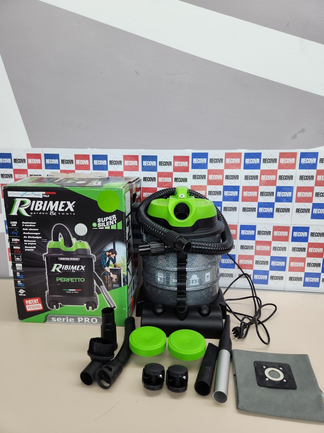 RIBIMEX Perfetto Aspiradora de Cenizas, Plástico y Metal, Negro y Verde
