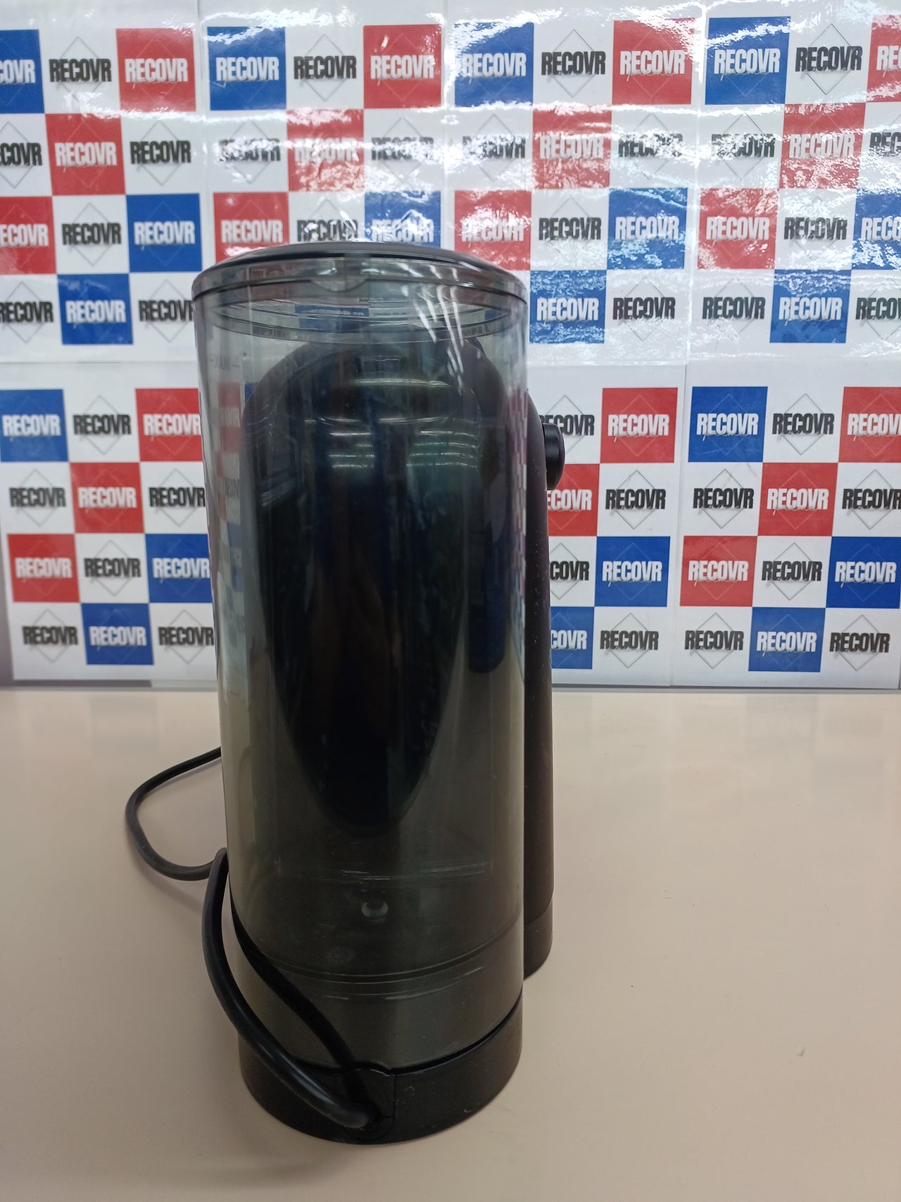 Cafetera 1500W 220-240 V, 50/60 Hz, Lavazza