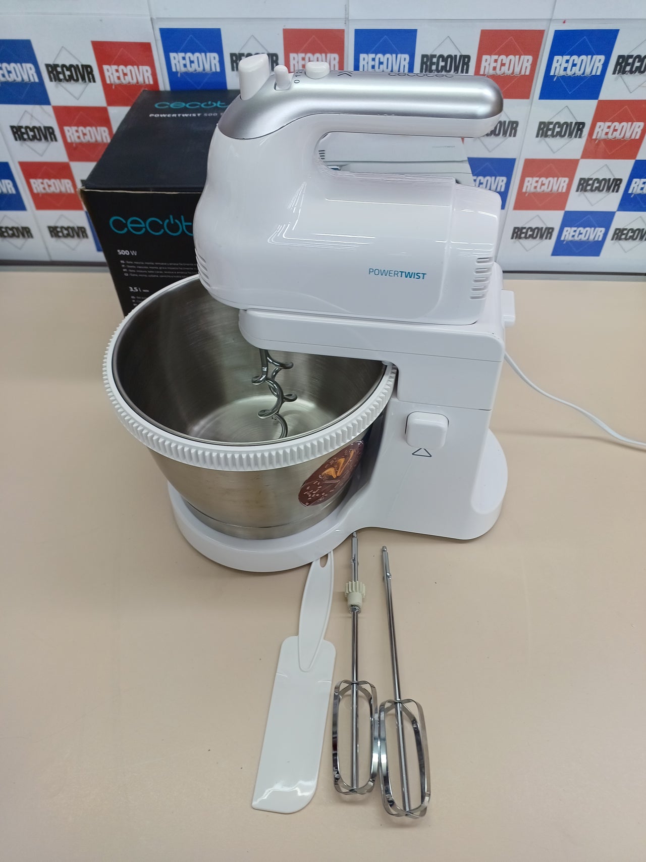 Batidora 3.5L,500 W, Varillas PowerTwist 500 Steel.  Bol Autogiratorio de Acero Inoxidable de 5 Niveles de Velocidad, Función Turbo, Diseño Ergonómico, 3 Accesorios