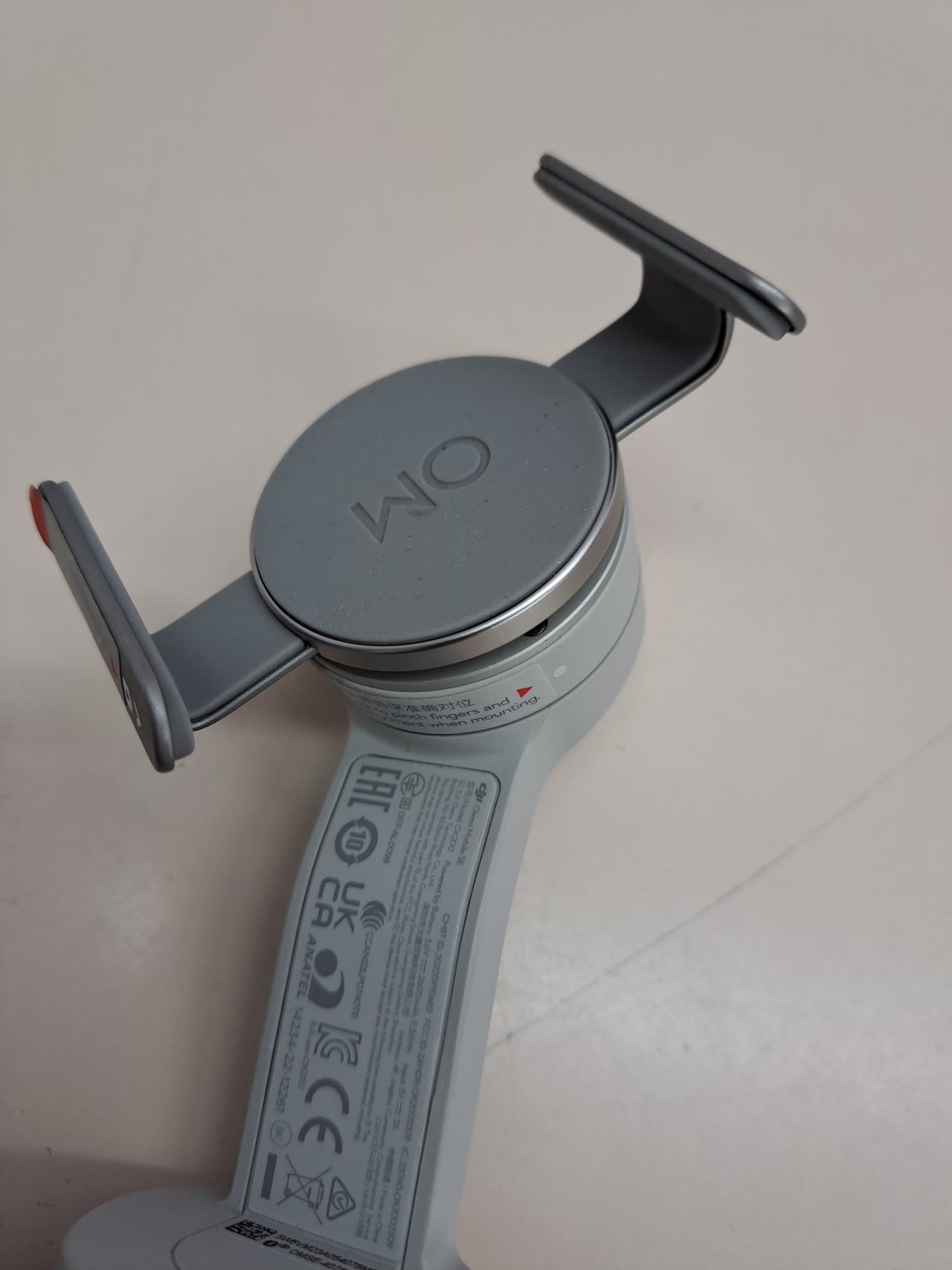 Estabilizador móvil 3 ejes plegable DJI Osmo Mobile SE