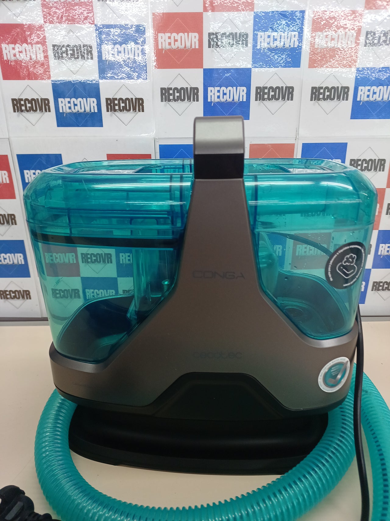 Limpiador tapicerías 600 W 15 kPa – Cecotec
