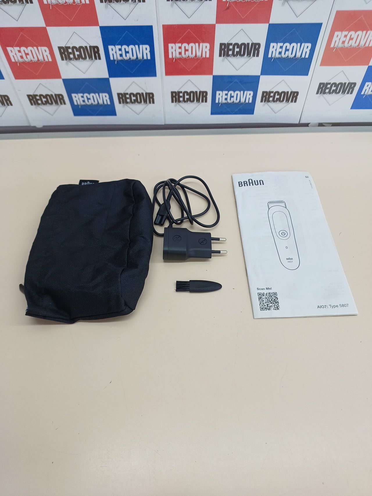 Afeitadora Eléctrica 7en1 Braun Series 7 AIO7545 120min