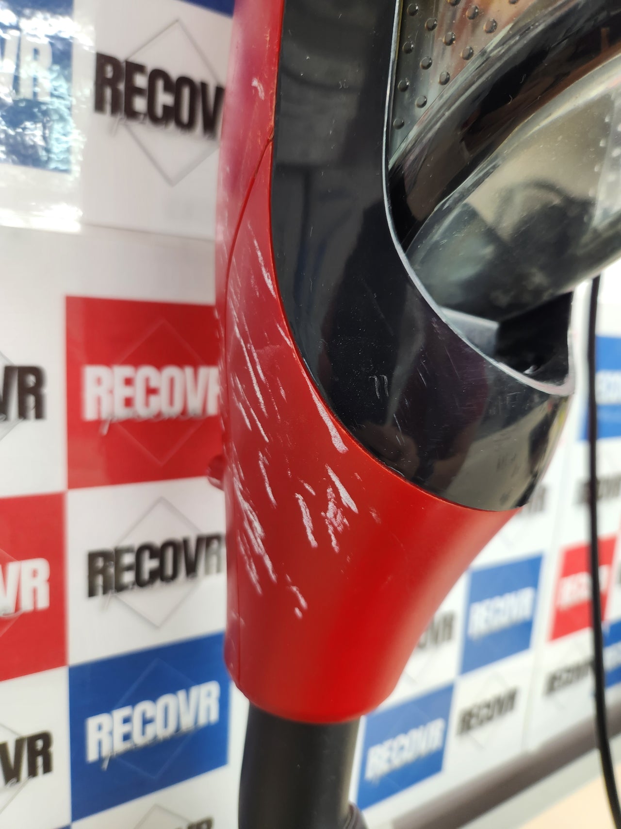 Aspiradora 750W, 0.9L Eléctrica Rowenta Sin Bolsa  Ciclónica