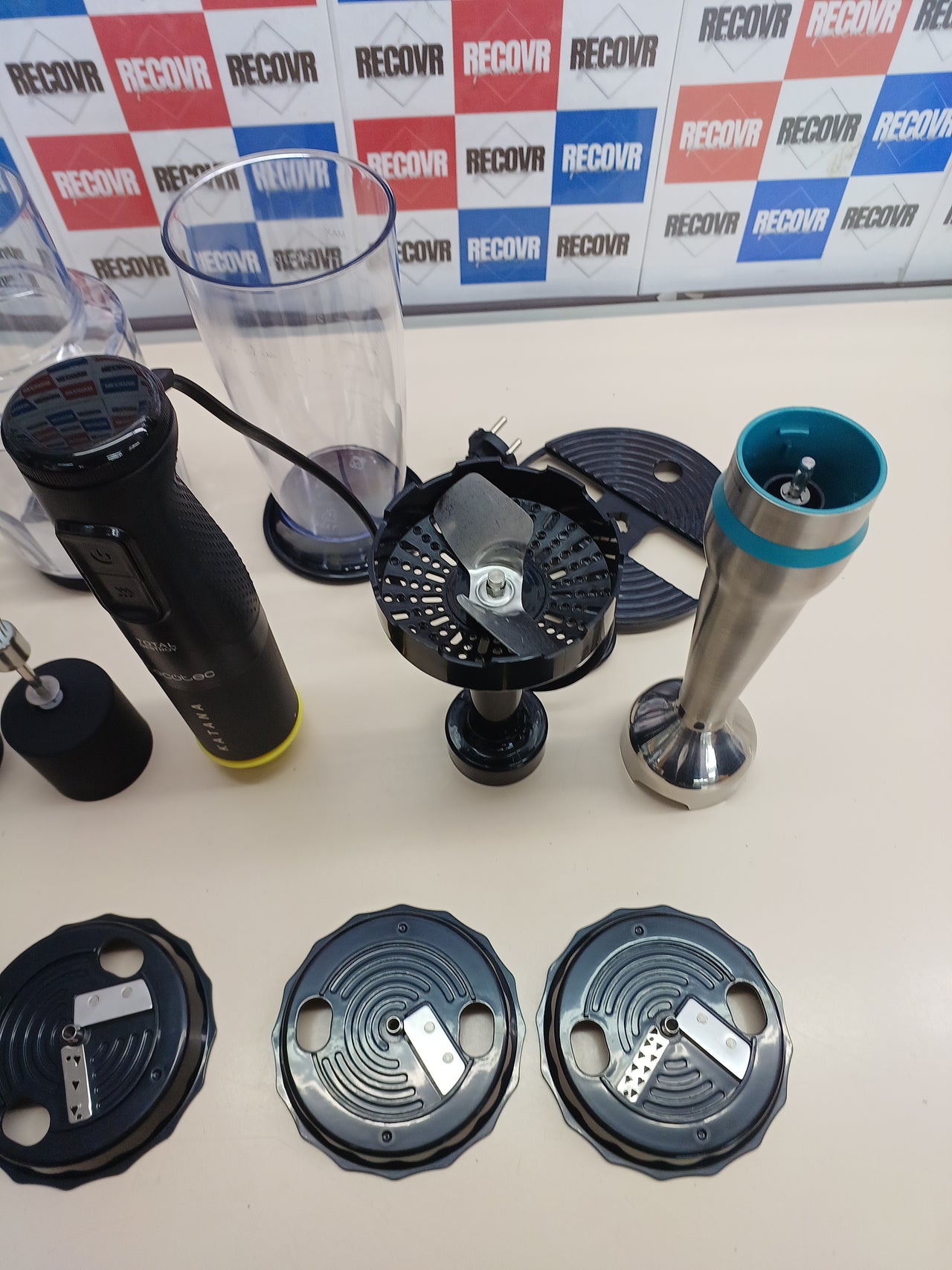 Batidora mano 1500W 21 velocidades Katana 15 Cecotec