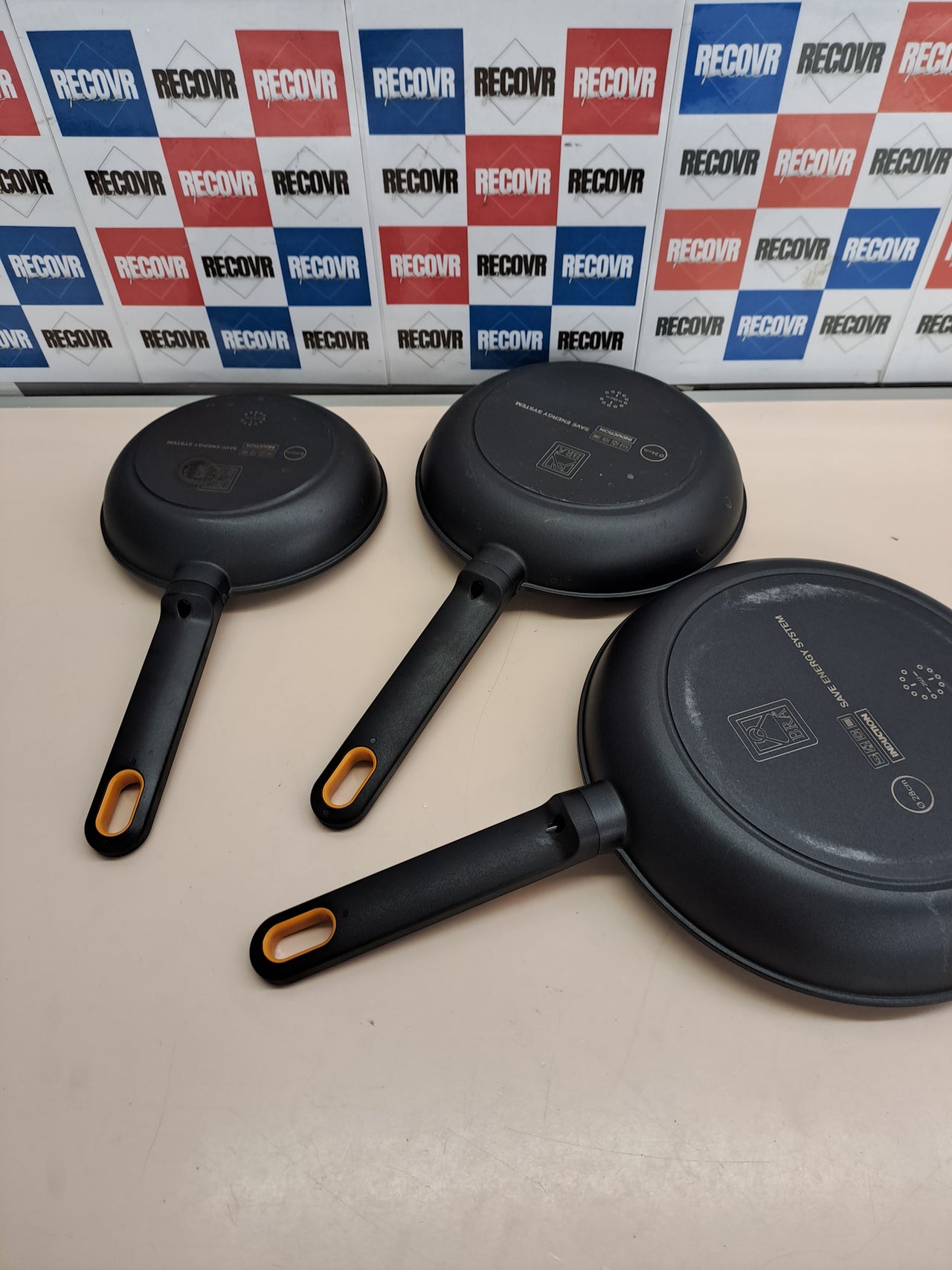 Juego sartenes 20/24/28 cm aluminio fundido – BRA