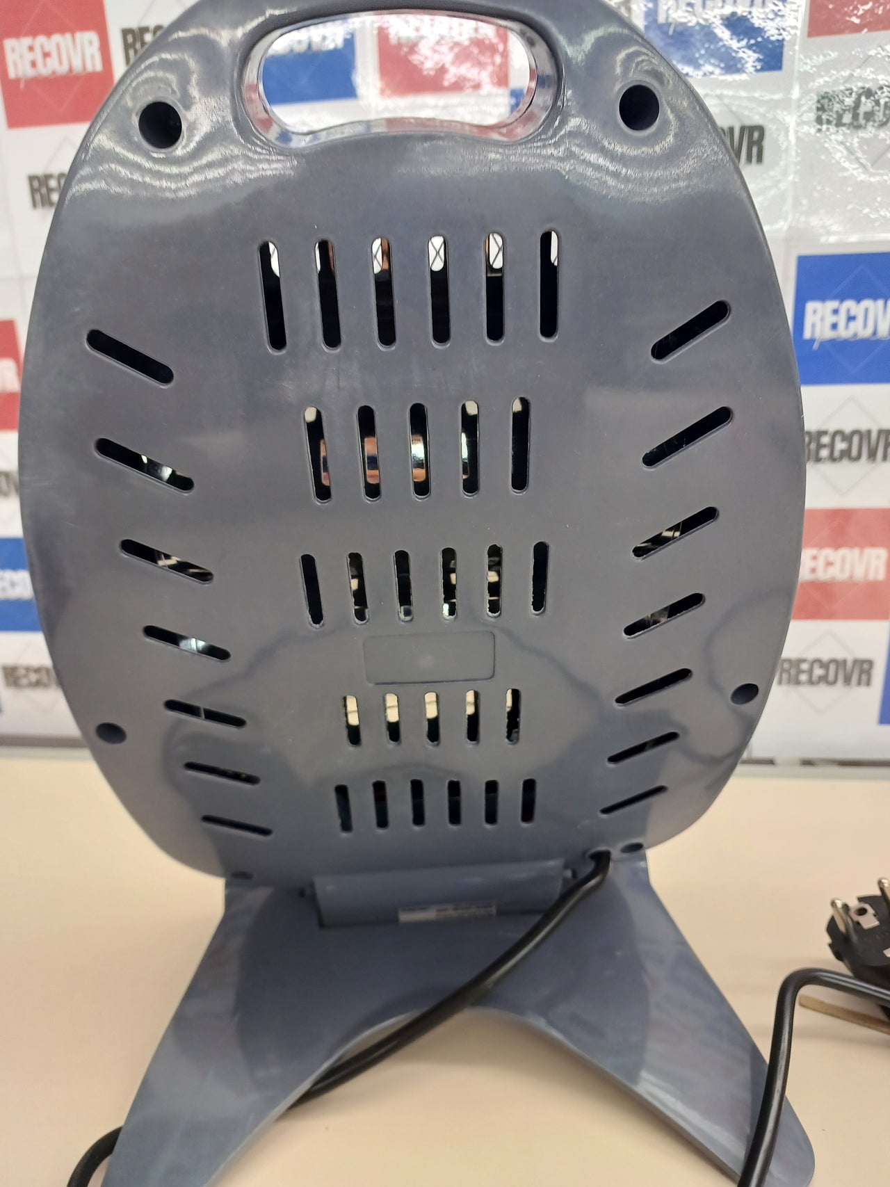 Estufa cuarzo, 400/800W, Calentamiento rápido, 2 niveles de potencia, 2 resistencias, Función ecológica, Apagado automático, BEPER P203PAN004.