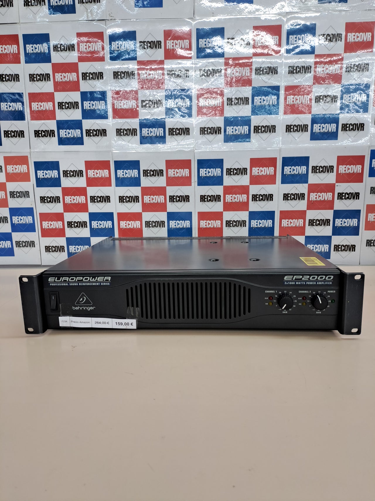 Amplificador estéreo profesional 2000W Behringer EP2000