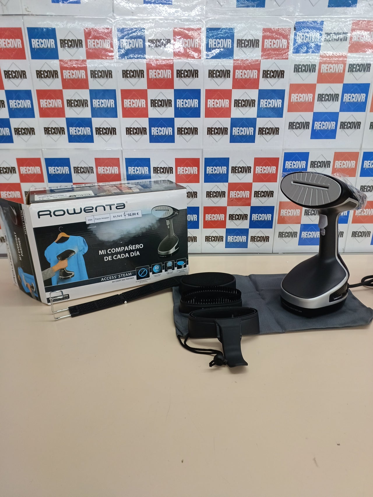 Plancha vertical vapor 1600 W compacta – Rowenta