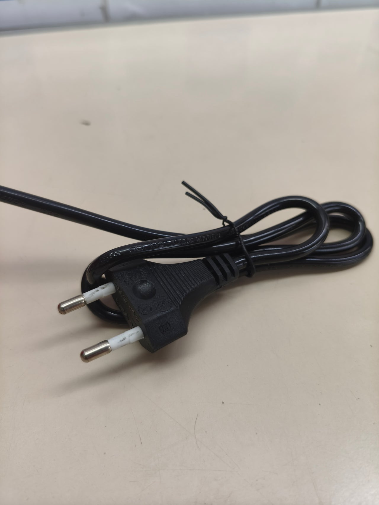 Cargador inteligente de batería 12V 6A